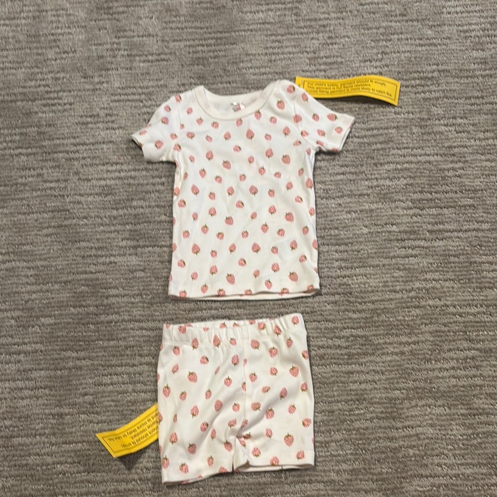 Amazon Essentials Kids Matching Set - White with Pink Print